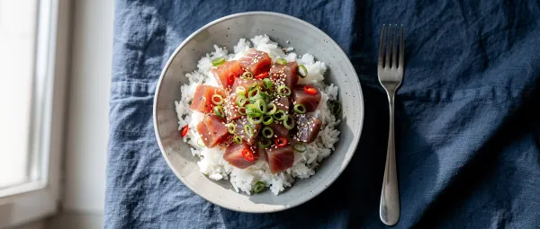Ahi Thunfisch Poke Schale