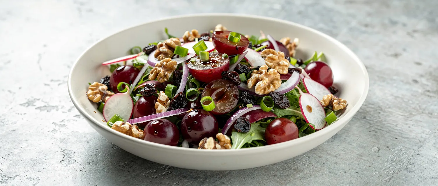 Balsamico-Trauben-Walnuss-Salat