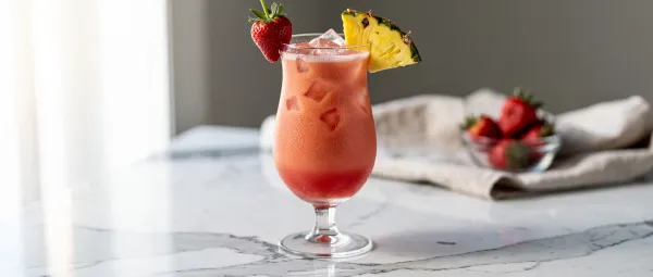 Erdbeer-Ananas-Daiquiri