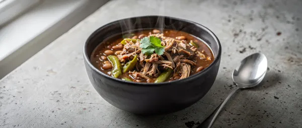 Grünes Chili mit Pulled Pork
