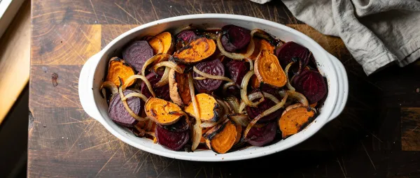 Geröstete Rote Bete und Süßkartoffeln
