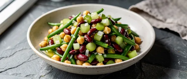 Drei-Bohnen-Salat mit Sellerie