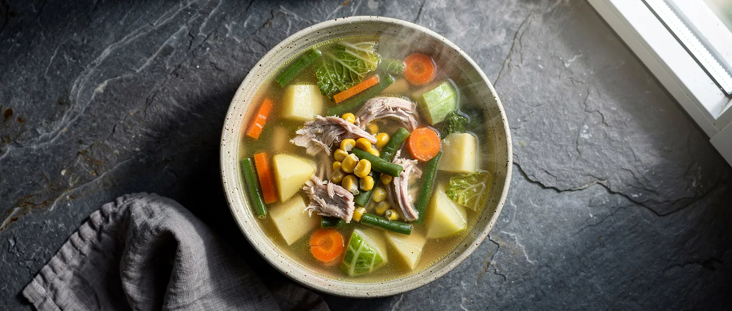 Omas Garten-Hühnersuppe