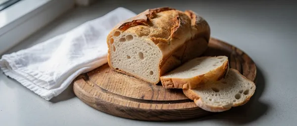 Einfaches Weißbrot aus dem Brotbackautomaten
